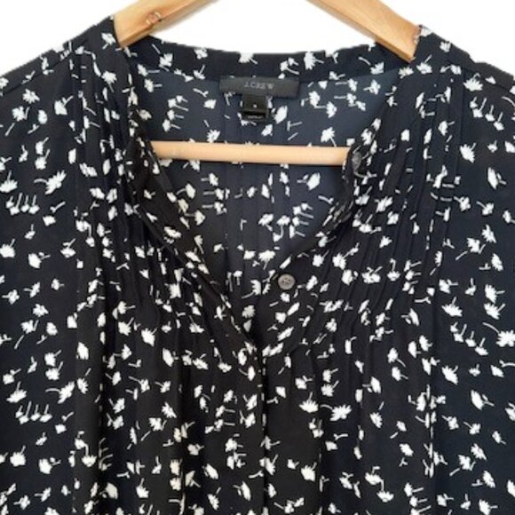 J. Crew Black and White Floral Popover Blouse - Picture 6 of 9